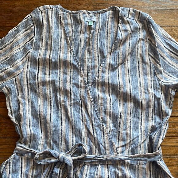 Susina Tan & Blue Striped V-Neck Tie Dress with Pockets - Picture 3 of 7